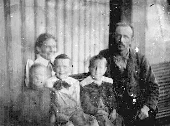Elmer Woodworth Family, Burleson County, Texas