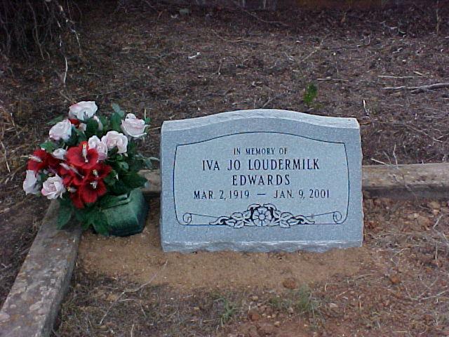 Tombstone of Iva Jo Loudermilk Edwards