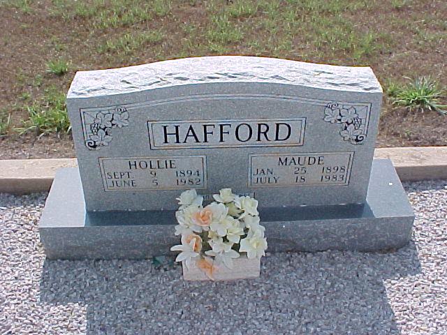 Tombstone of Hollie and Maude Hafford