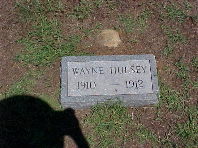 Tombstone of Wayne Hulsey