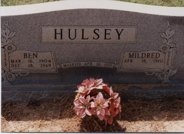 Tombstone of Ben and Mildred Hulsey