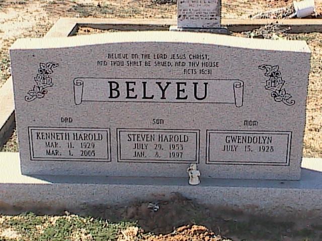 Tombstone of Kenneth Harold, Steven Harold, and Gwendolyn Belyeu