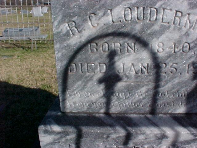 Tombstone of Robert C. Loudermilk