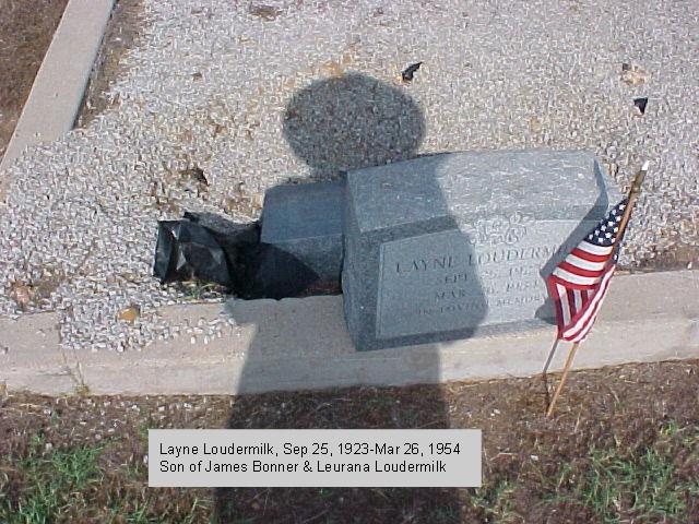Tombstone of Layne Loudermilk