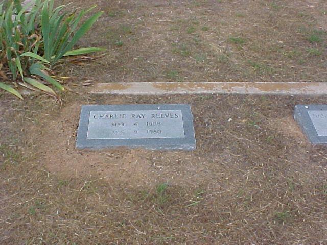 Tombstone of Charlie Ray Reeves