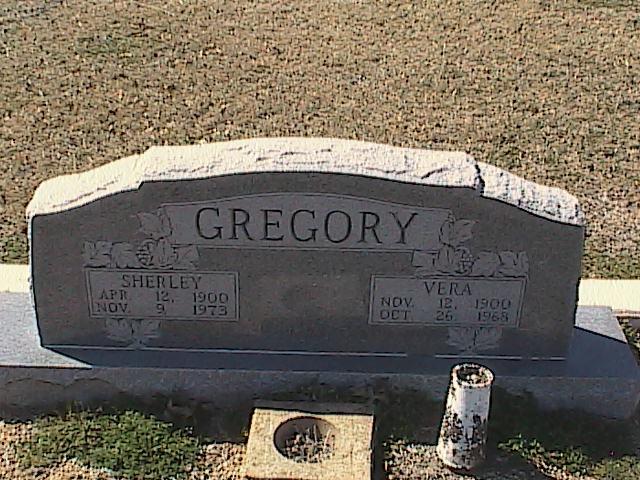 Tombstone of Sherley and Vera Gregory