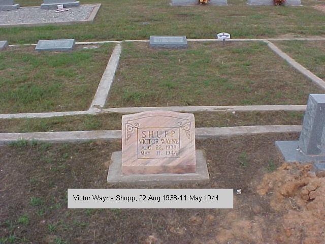 Tombstone of Victor Wayne Shupp