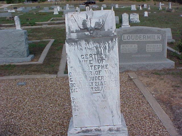 Tombstone of Gertie Stephens