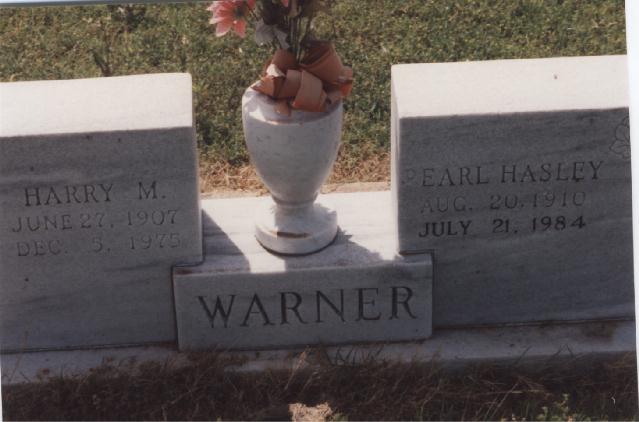 Tombstone of Harry M. and Pearl (Hasley) Warner