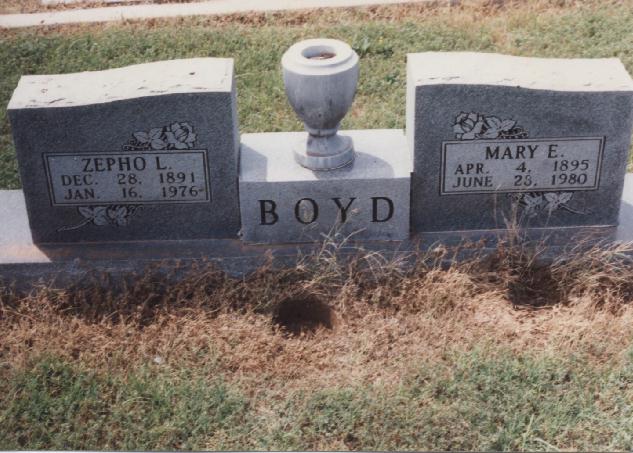 Tombstone of Zepho L. and Mary E. Boyd