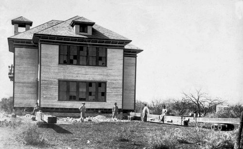 Sinton Grade School