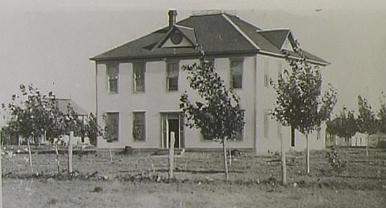 CoCourthouse1908.jpg (46264 bytes)