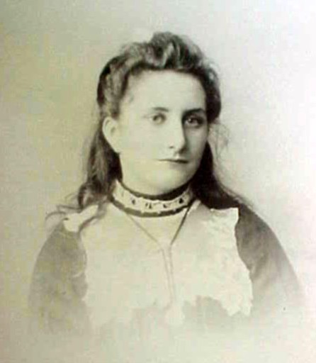 anniearmstrong2.jpg (32176 bytes)